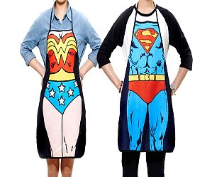 Delantal de cocina: Wonder Woman / Superman